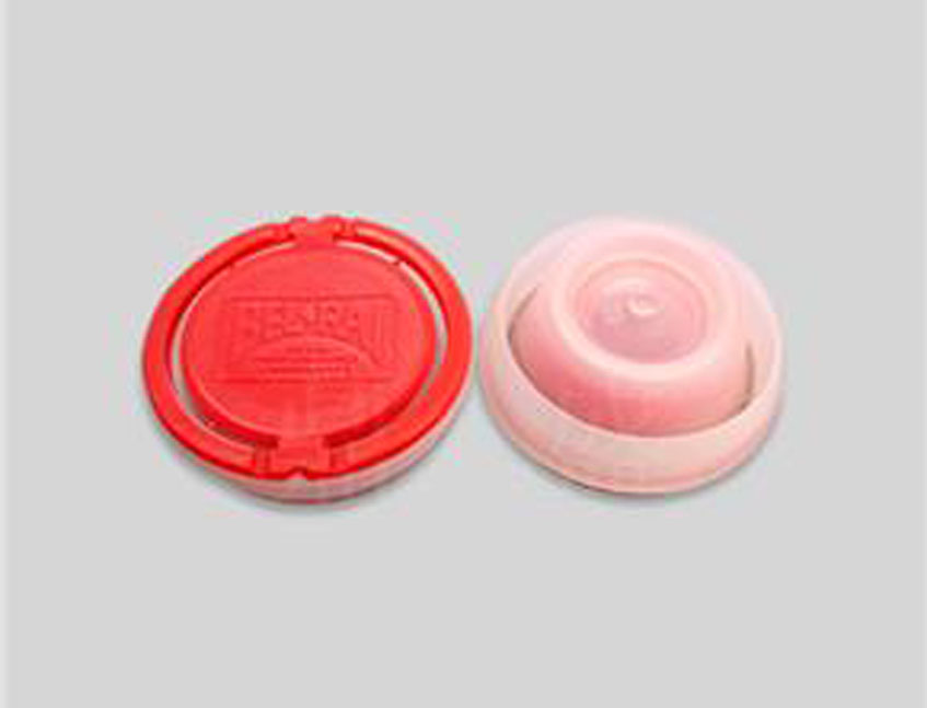 Red Plastic Pull Up Cap With PORAI Text For Metal Can
